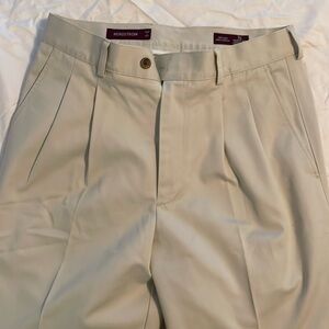 Nordstrom brand Light khakis 32Wx32L